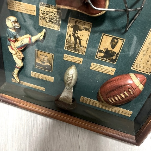 Vntg Wood Football Shadow Box Canton Bulldogs Bronko Nagurski Marion Motley - Picture 3 of 11